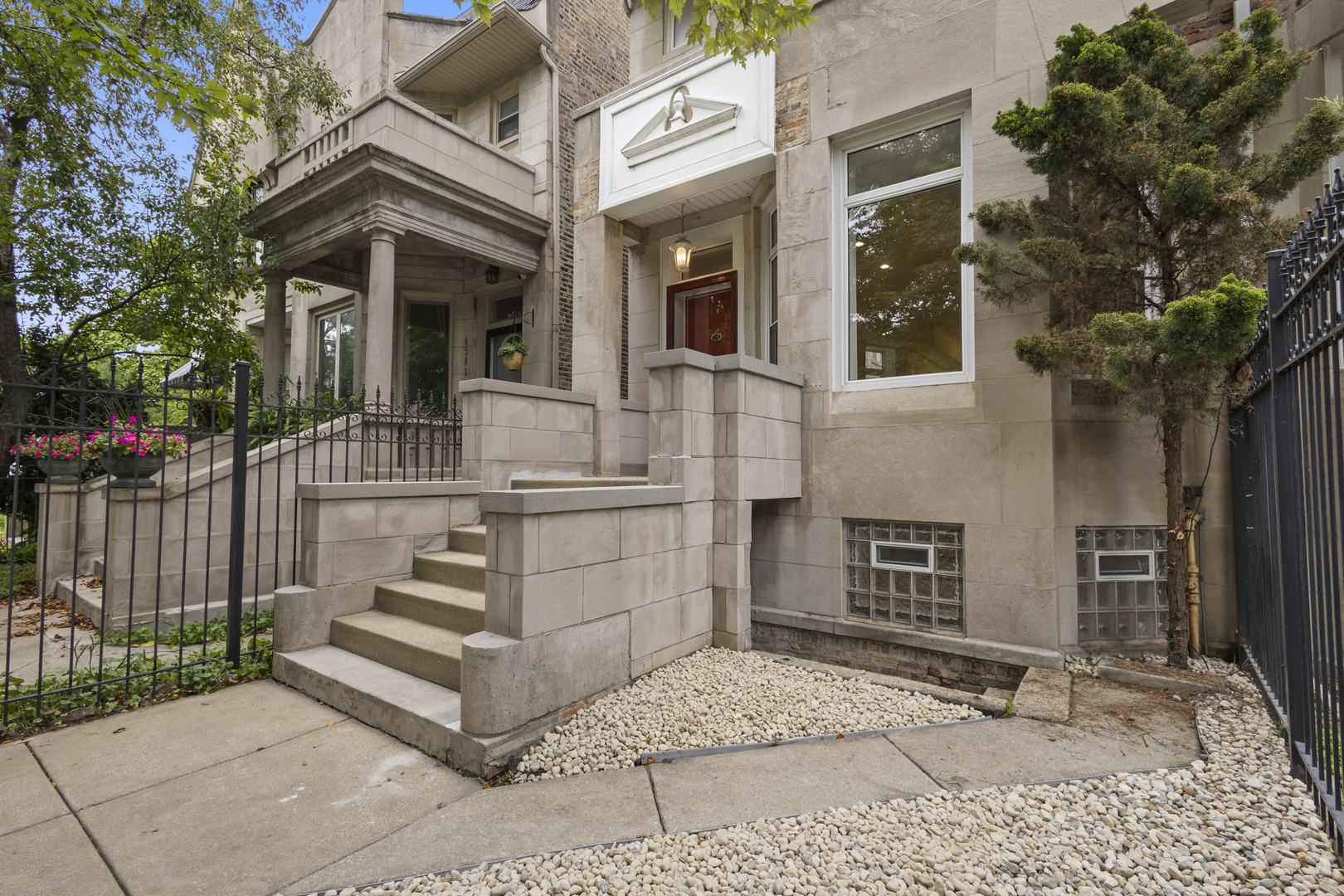 6505 South Woodlawn Avenue Chicago IL 60637