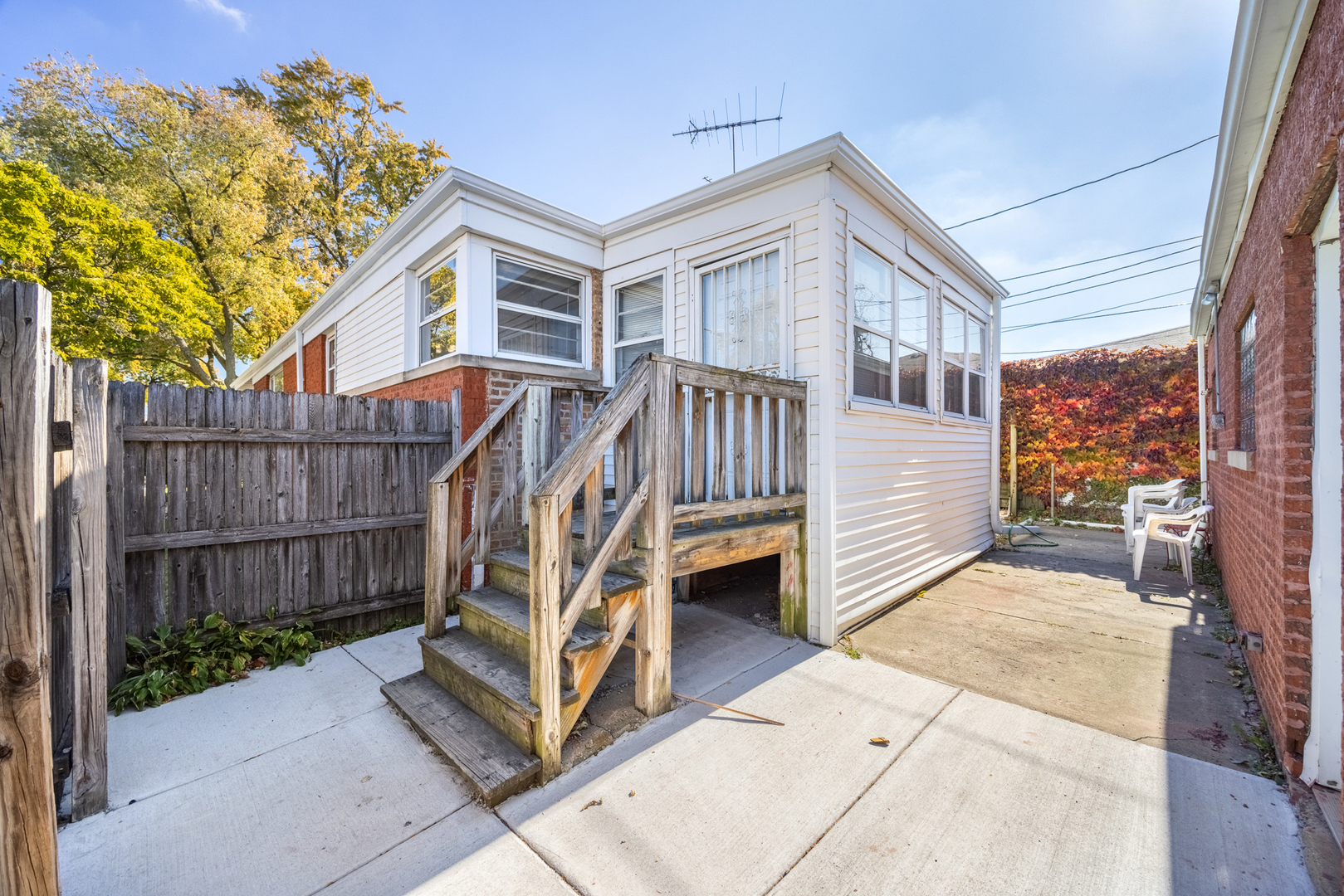 9000 South Cornell Avenue Chicago IL 60617