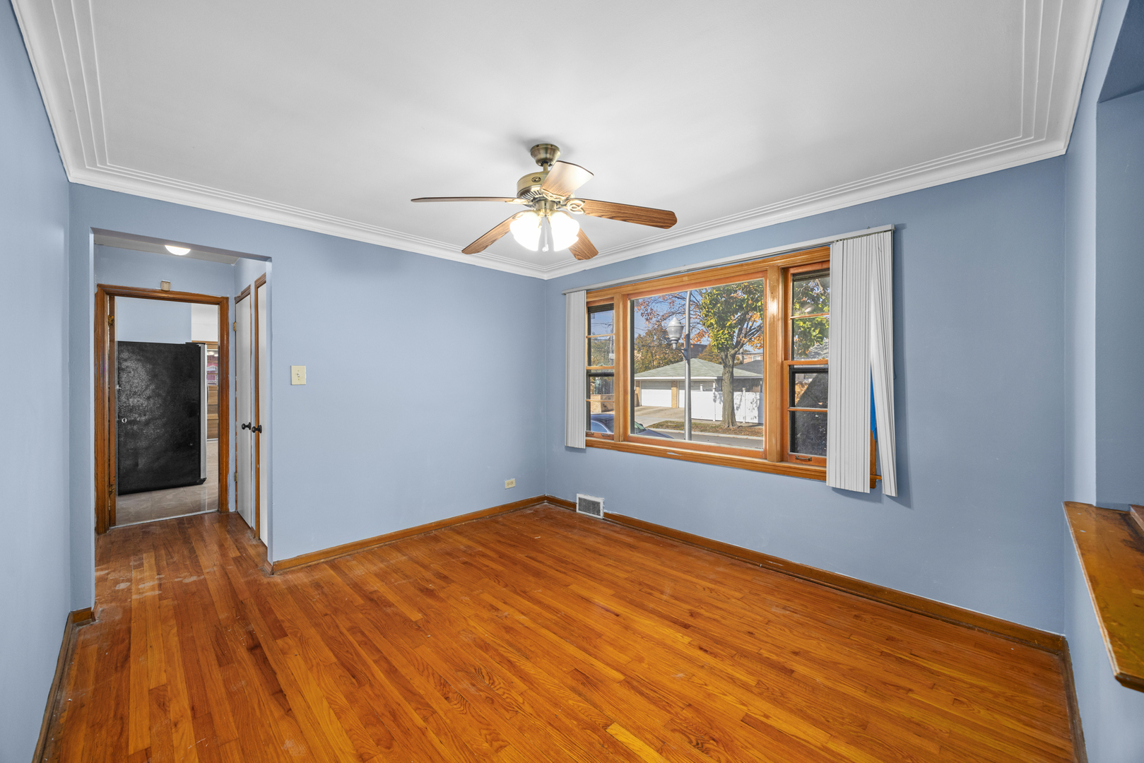 9000 South Cornell Avenue Chicago IL 60617