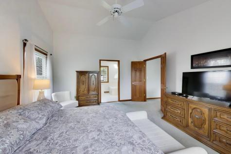 524 Edinburgh Lane West Dundee IL 60118