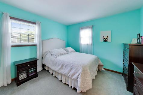 524 Edinburgh Lane West Dundee IL 60118