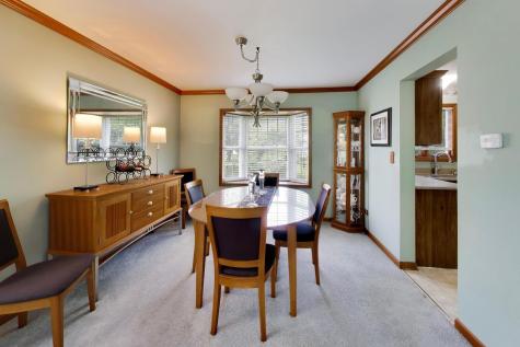 524 Edinburgh Lane West Dundee IL 60118