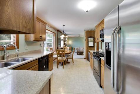 524 Edinburgh Lane West Dundee IL 60118