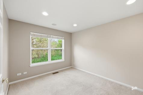 1250 Promontory Drive Pingree Grove IL 60140