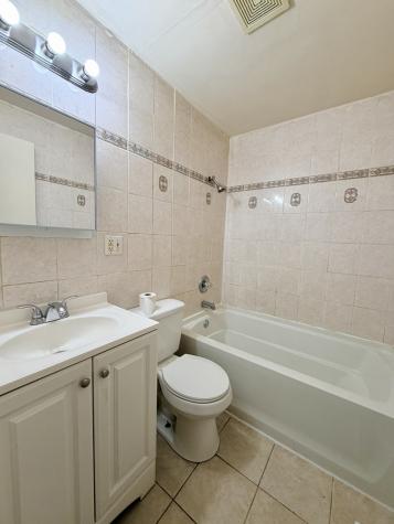 2016 Greendale Drive Champaign IL 61821