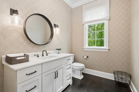 28 Aberdeen Court Bannockburn IL 60015