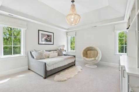 28 Aberdeen Court Bannockburn IL 60015