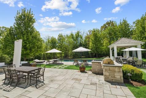 28 Aberdeen Court Bannockburn IL 60015