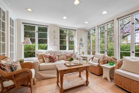 179 Pierce Road Highland Park IL 60035