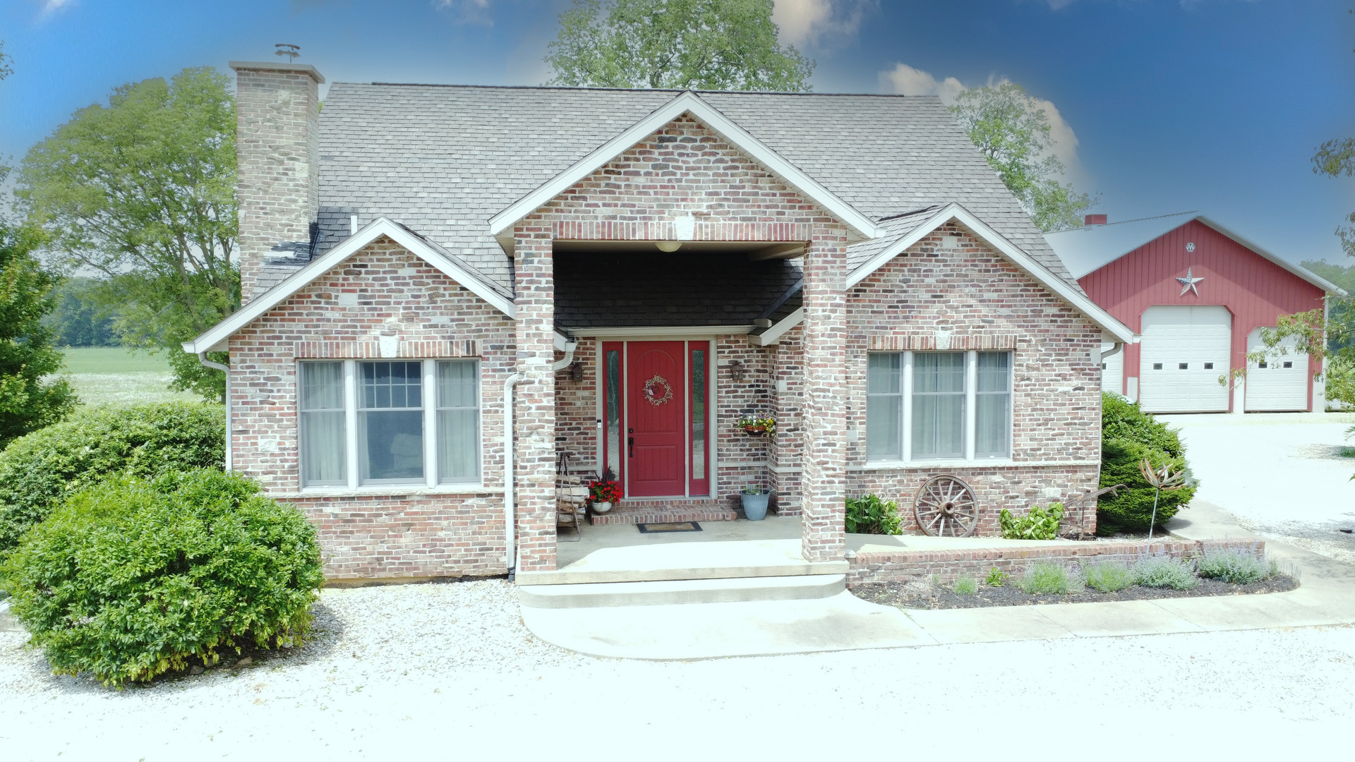 1897 North 2500 East Road Watseka IL 60970