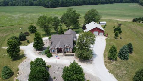 1897 North 2500 East Road Watseka IL 60970