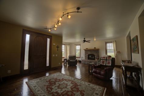 1897 North 2500 East Road Watseka IL 60970