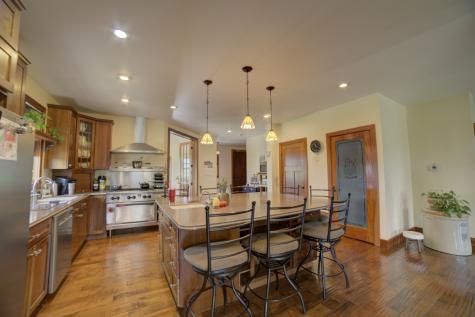 1897 North 2500 East Road Watseka IL 60970