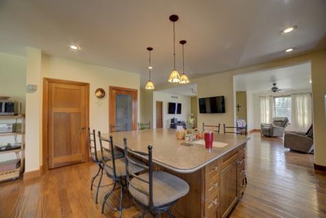 1897 North 2500 East Road Watseka IL 60970