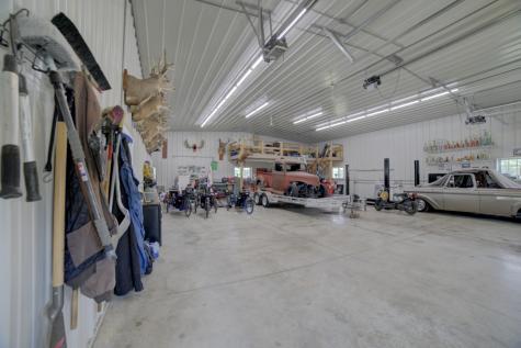 1897 North 2500 East Road Watseka IL 60970