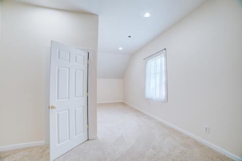 1897 North 2500 East Road Watseka IL 60970