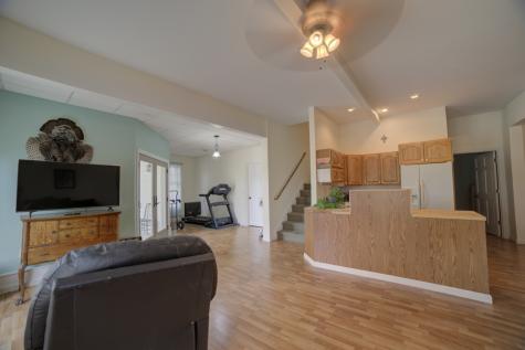 1897 North 2500 East Road Watseka IL 60970