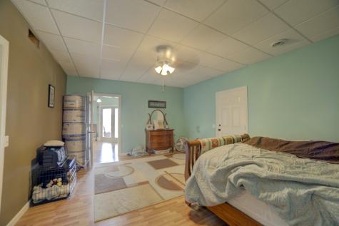1897 North 2500 East Road Watseka IL 60970