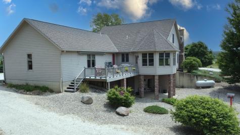 1897 North 2500 East Road Watseka IL 60970