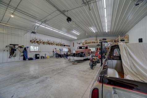 1897 North 2500 East Road Watseka IL 60970