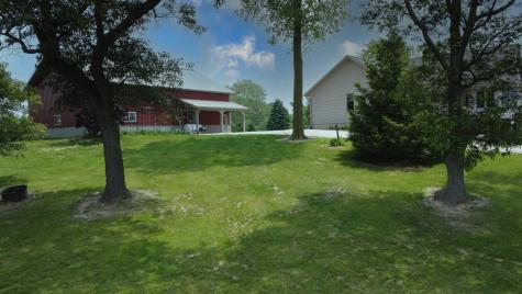 1897 North 2500 East Road Watseka IL 60970