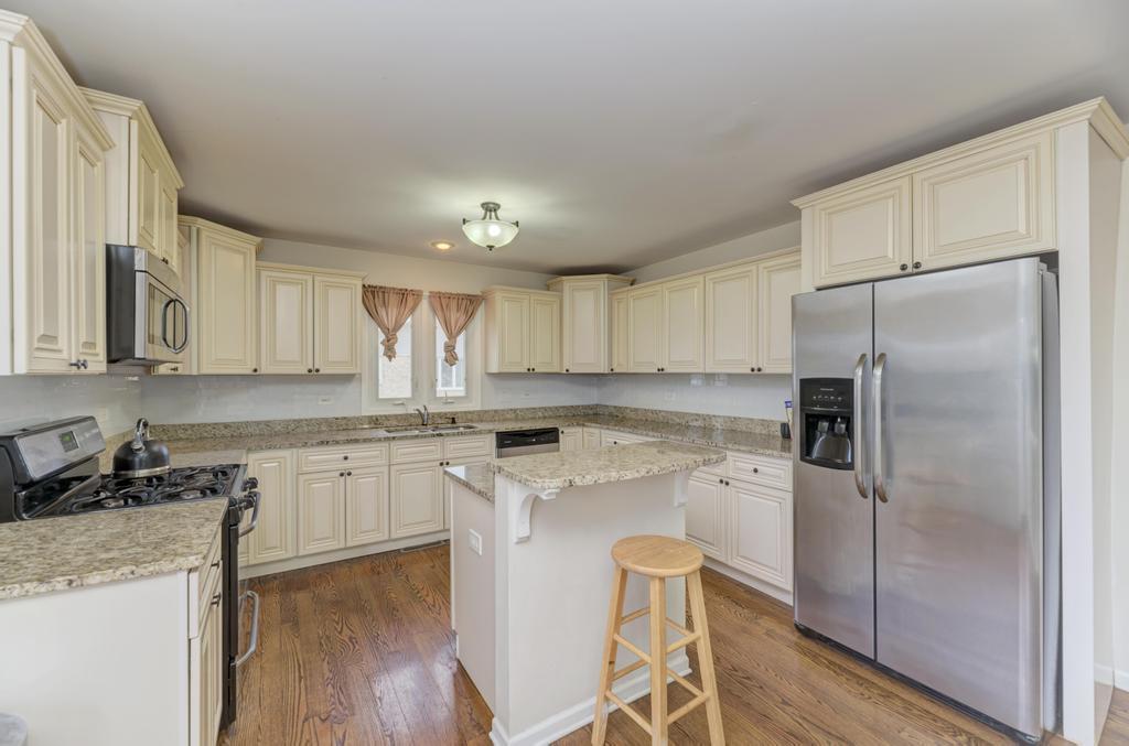 18800 Dickens Drive Mokena IL 60448