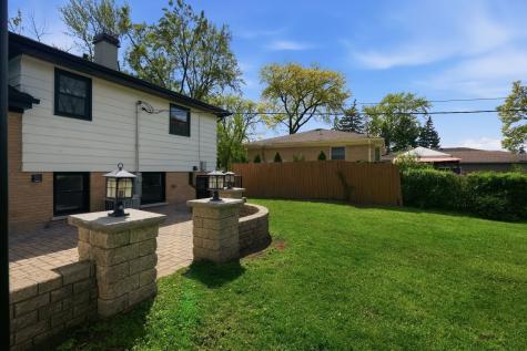 1602 West Willow Lane Mount Prospect IL 60056