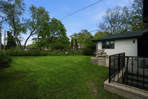 1602 West Willow Lane Mount Prospect IL 60056