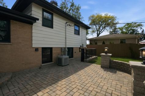 1602 West Willow Lane Mount Prospect IL 60056