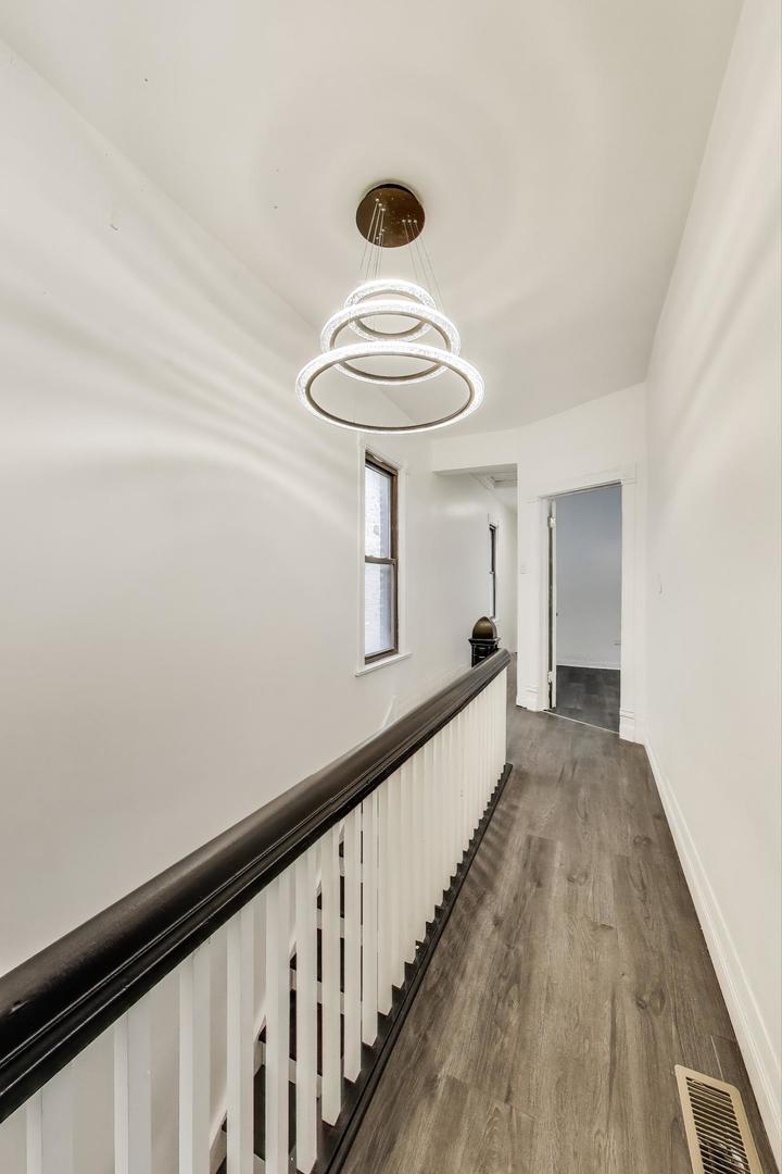 928 East 46th Street Chicago IL 60653