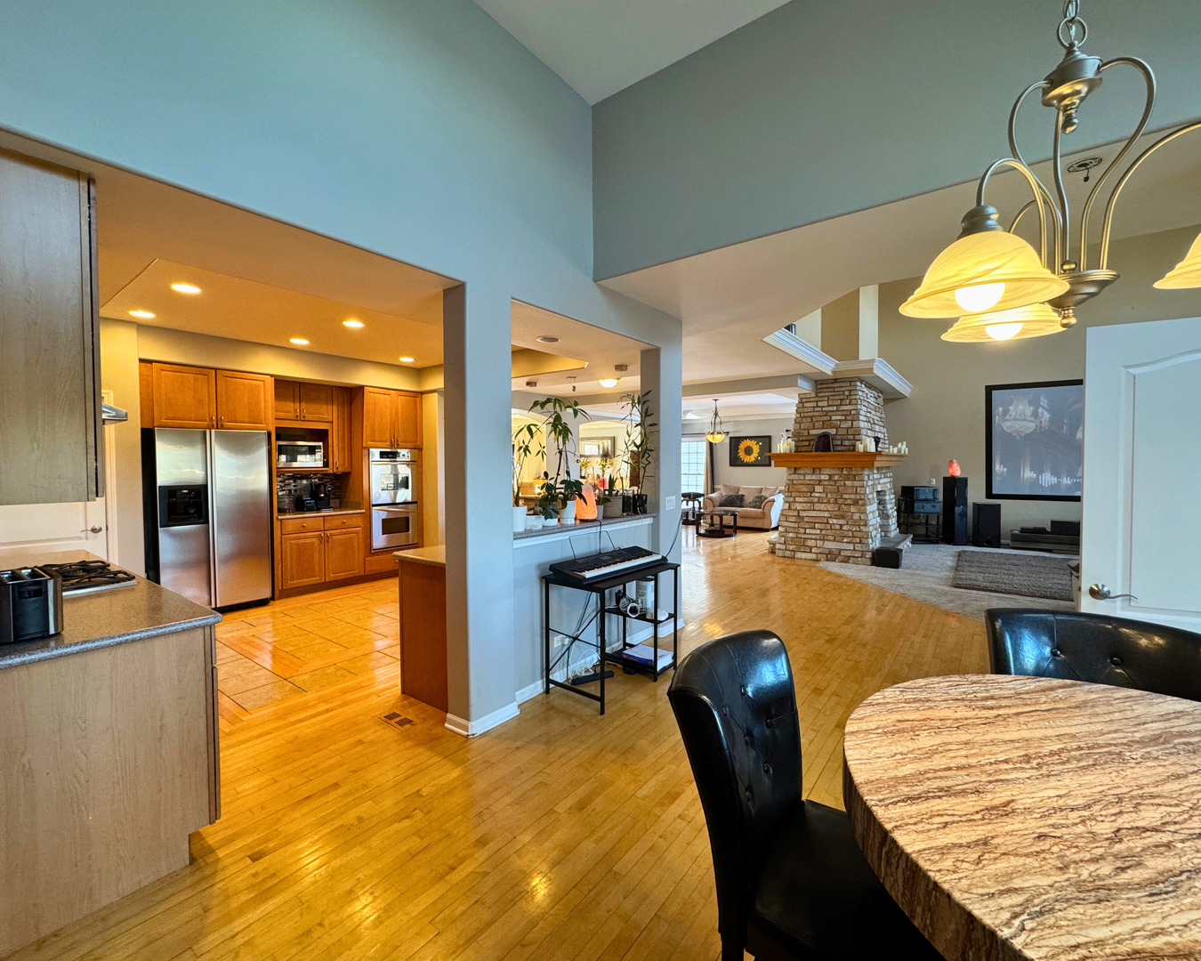 3805 Gladstone Drive Naperville IL 60565