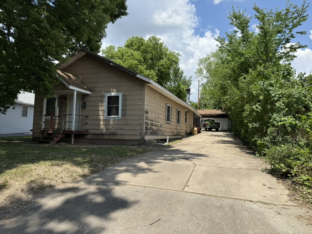 907 Parkview Street Rockdale IL 60436