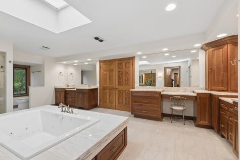8002 West 127th Street Palos Park IL 60464