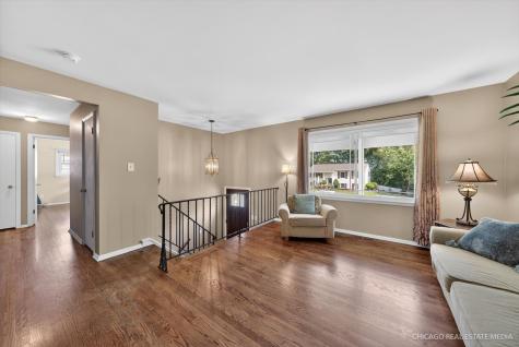 101 West Melody Lane Woodstock IL 60098