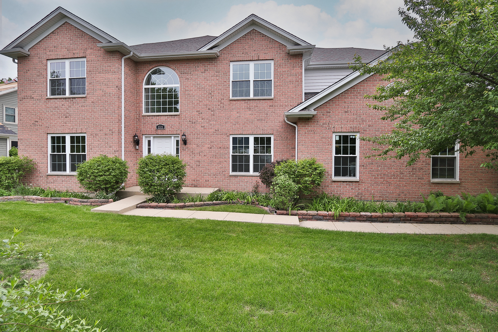 1321 Ivy Lane Algonquin IL 60102