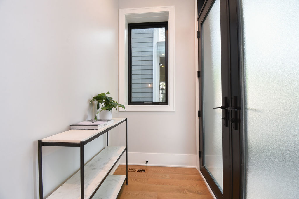 3644 North Bosworth Avenue Chicago IL 60613