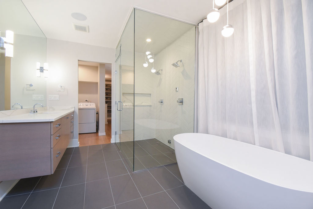 3644 North Bosworth Avenue Chicago IL 60613