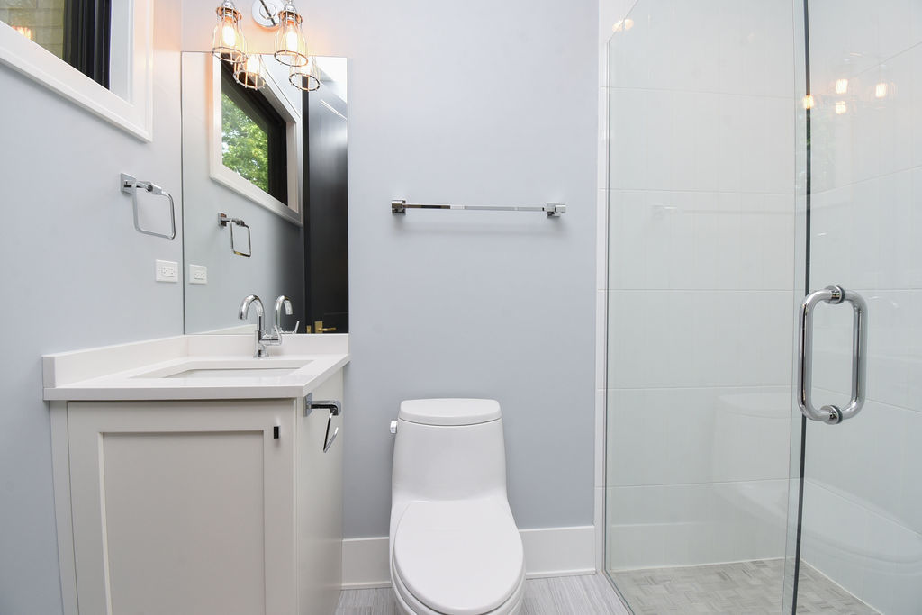 3644 North Bosworth Avenue Chicago IL 60613