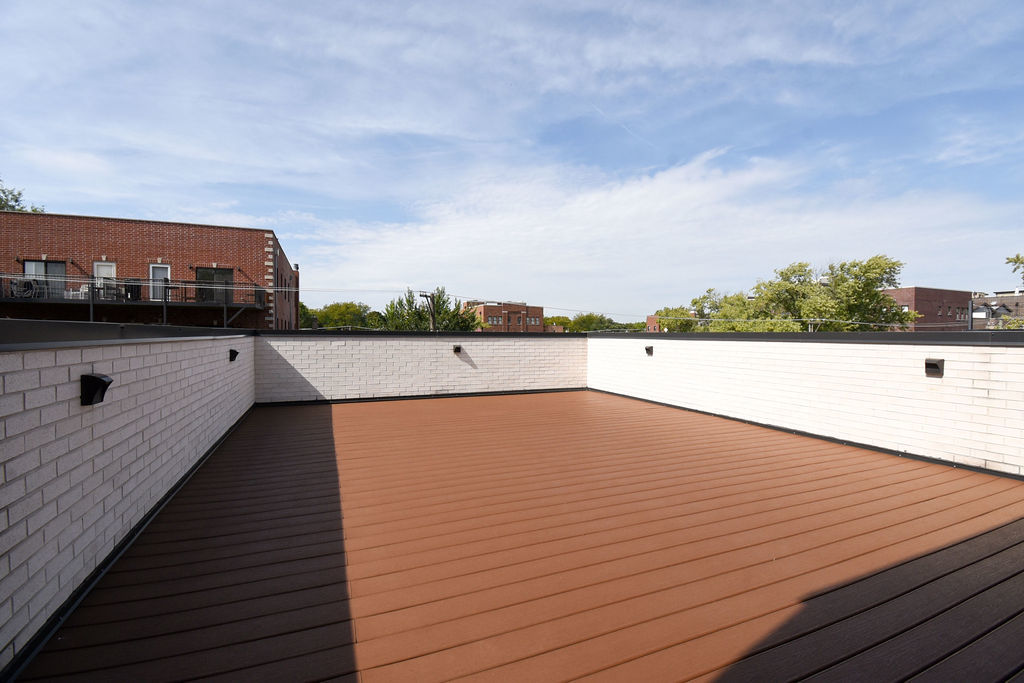 3644 North Bosworth Avenue Chicago IL 60613