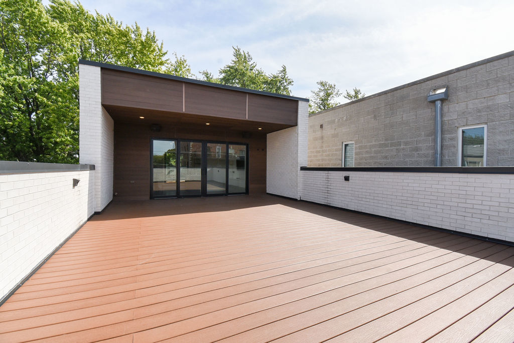 3644 North Bosworth Avenue Chicago IL 60613