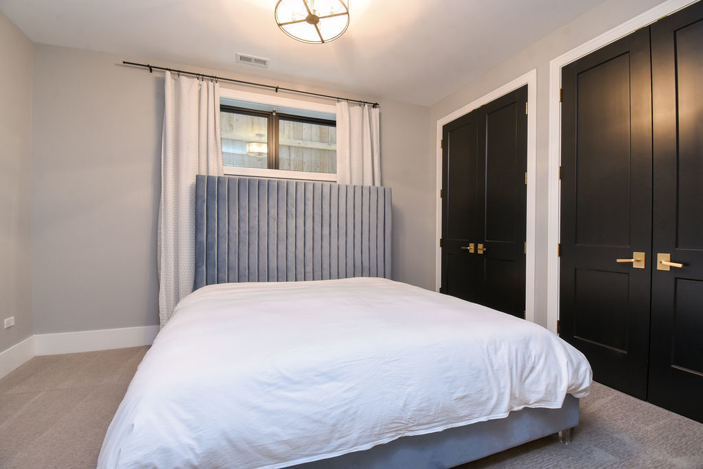 3644 North Bosworth Avenue Chicago IL 60613