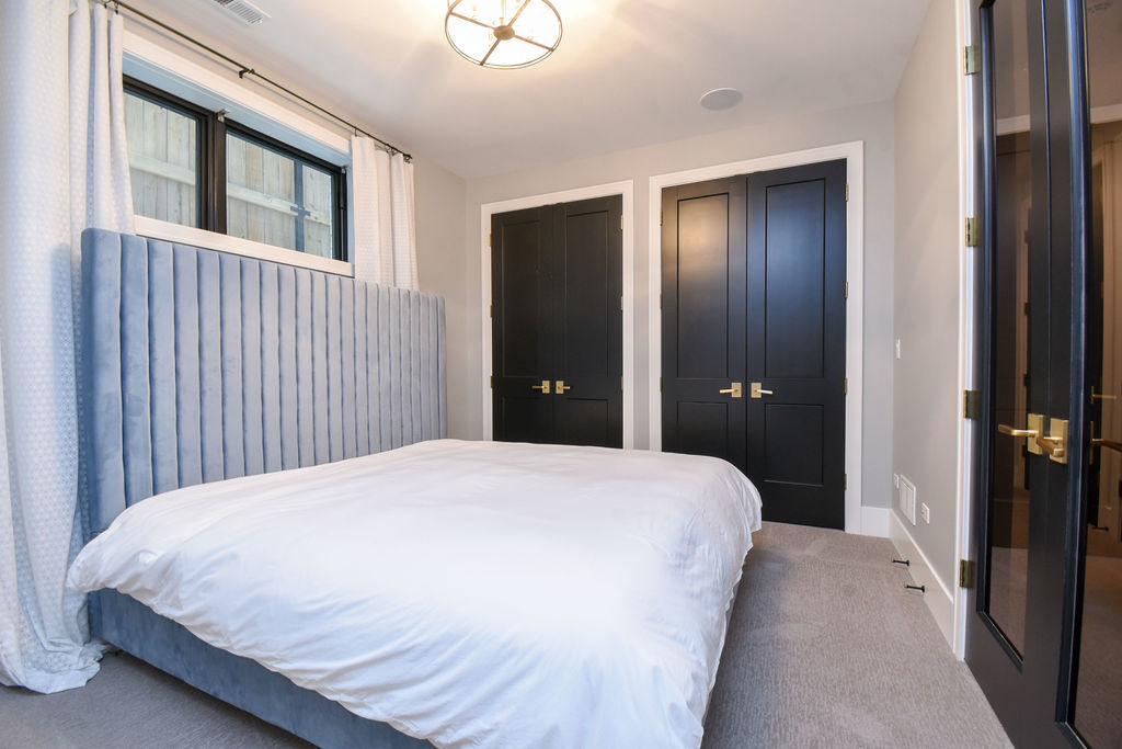 3644 North Bosworth Avenue Chicago IL 60613