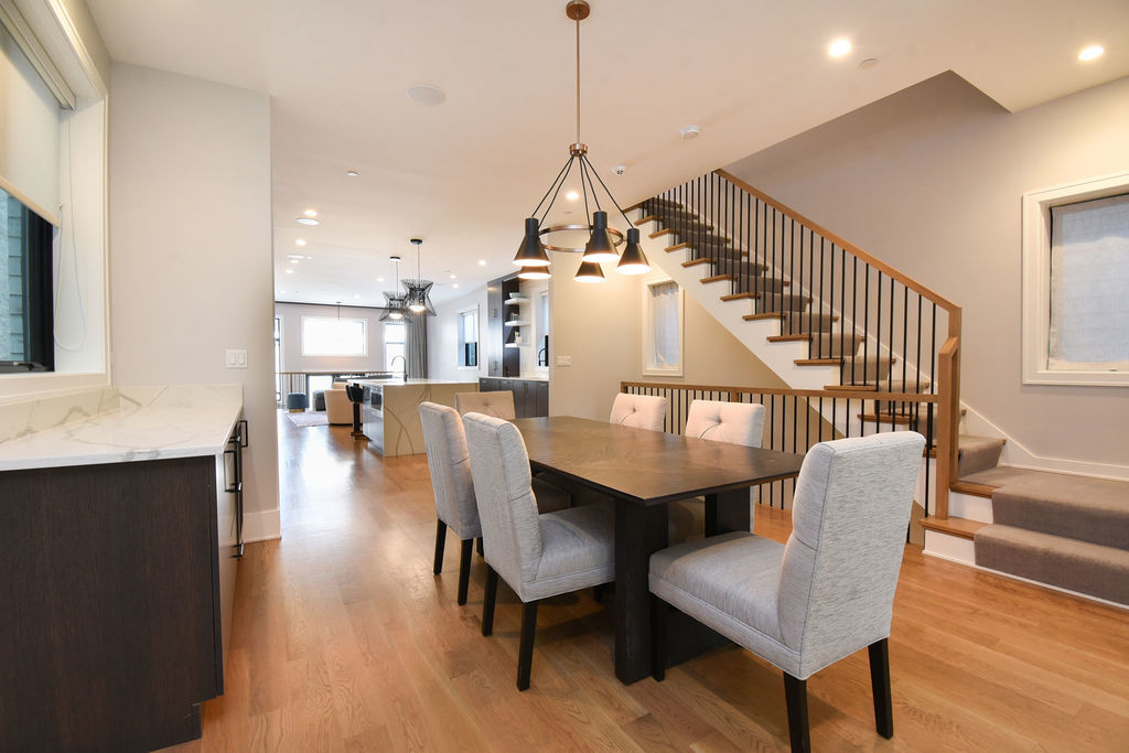 3644 North Bosworth Avenue Chicago IL 60613