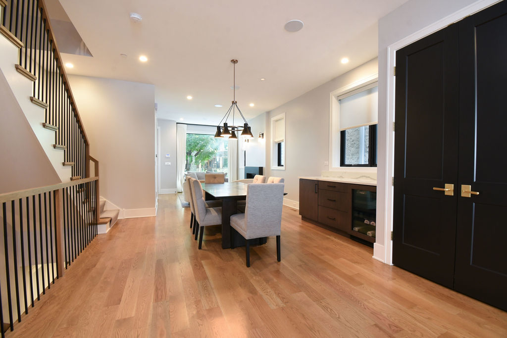 3644 North Bosworth Avenue Chicago IL 60613