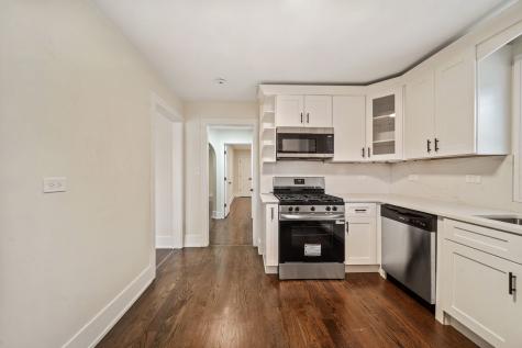 10235 South Rhodes Avenue Chicago IL 60628