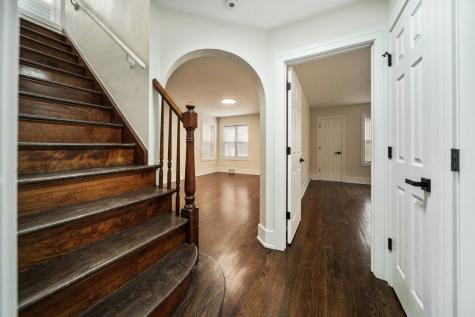 10235 South Rhodes Avenue Chicago IL 60628