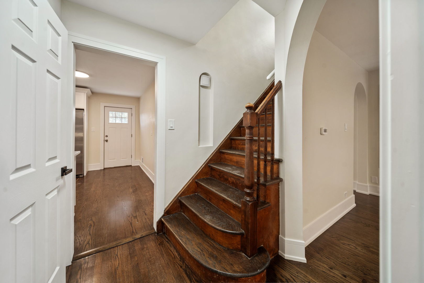 10235 South Rhodes Avenue Chicago IL 60628