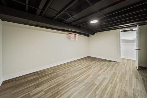 10235 South Rhodes Avenue Chicago IL 60628