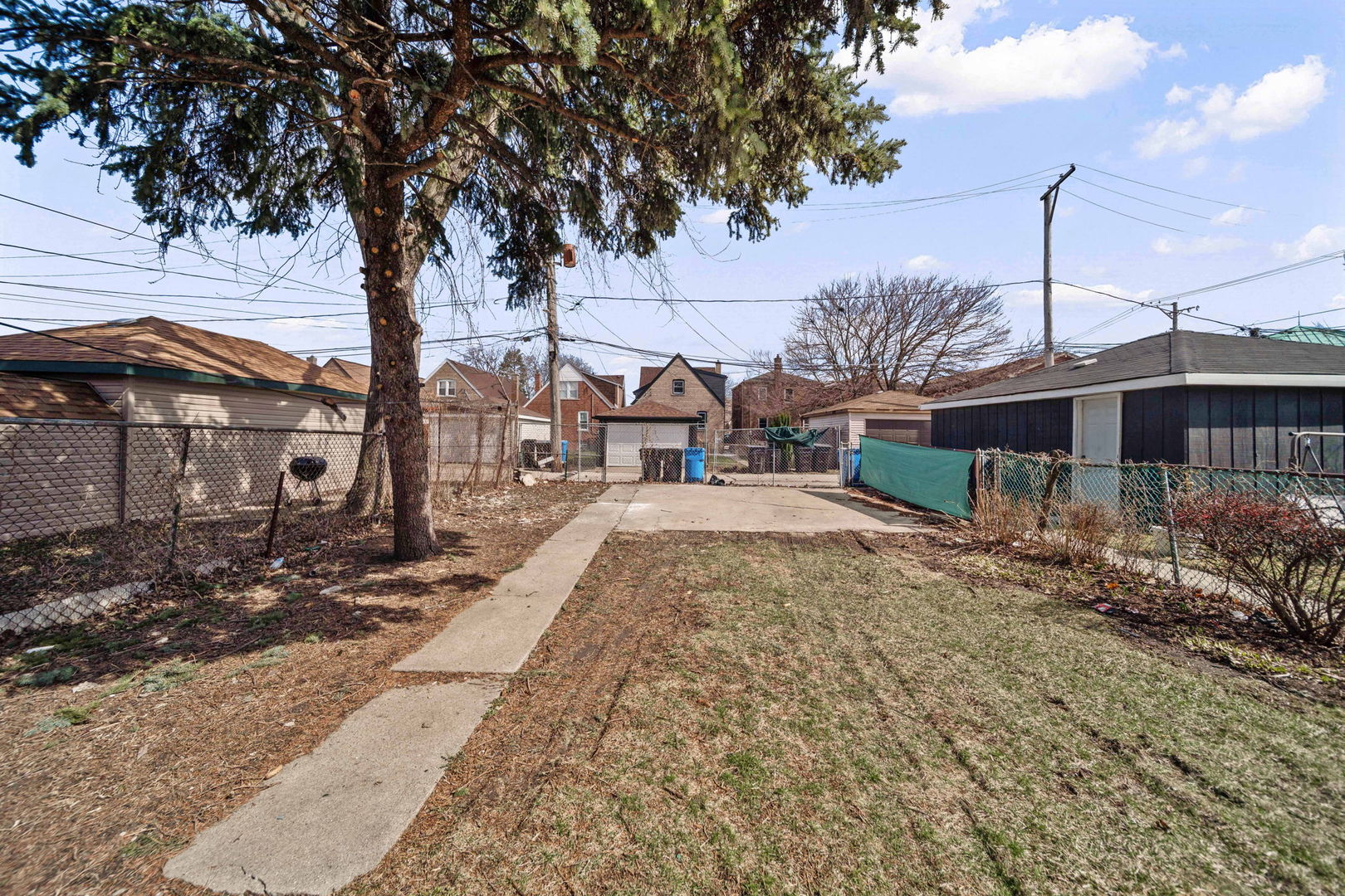 10235 South Rhodes Avenue Chicago IL 60628