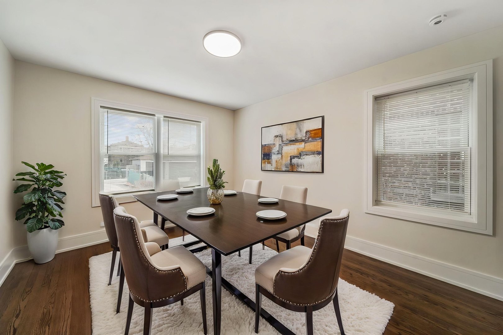 10235 South Rhodes Avenue Chicago IL 60628